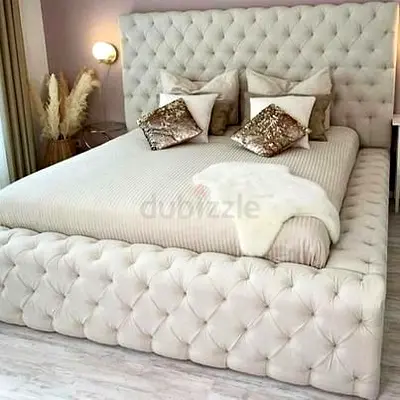 Elegant beautiful 200*200 super king size tufted Bed