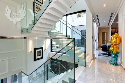 Top Full-Floor Master, Upgraded, Cinema, Corner