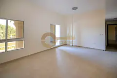 FAMILY LIVING | OPEN KITCHEN | SPACIOUS UNIT