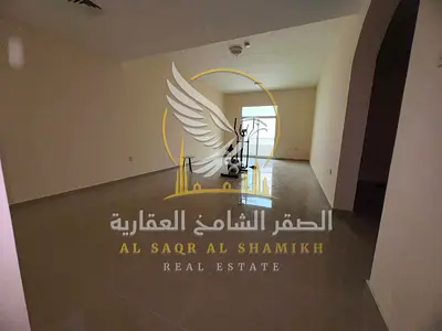 شقة غرفتين وصالة للإيجار السنوي في القليعة تشطيب سوبر ديلوكس مطبخ عصري تكييف مركزي غاز مركزي بناية عائلية تقسيط حتى 6 دفعات تأمين شيك لا يصرف