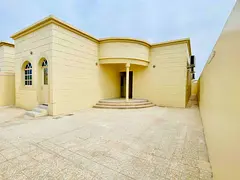 3BHK Majlis 4 Bathroom Villa in Julfar, Ras Al Khaimah