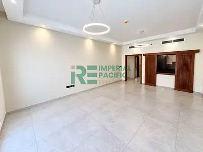Vacant 1-BR | Closed Kitchen | Walkable to Metro