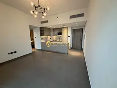 1Br+Study | Fitted Kitchen | Community View