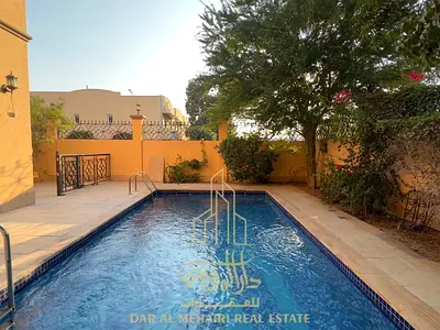 4 BR VILLA + MAIDS & STORE ROOM NEAR LA MER BEACH JUMEIRAH