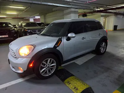 2014 MINI Countryman Cooper - Stylish Compact SUV
