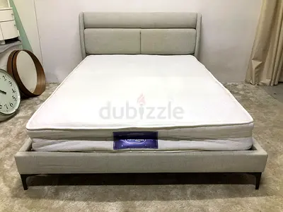(150x200 cm) Bed with mattress