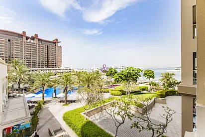 Luxury Spacious 1 Bedroom | Type B | Full Sea View