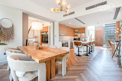 Stunning 4 bed | Renovated | Landscaped Garden