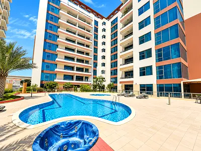 MODERN APARTMENT | LARGE LAYOUT | PRIME LOCATION