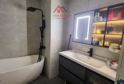 Modified U. Type| 1 Bedroom Apartment| Very Next To Metro, Carrefour