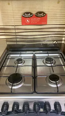 Frigidaire Used 4-Burner Stainless Steel Gas Stove with Safety Valves