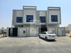 4-bedroom freehold townhouse with no annual fees.