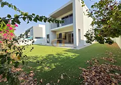 PRIME LOCATION | SPACIOUS | READY TO MOVE