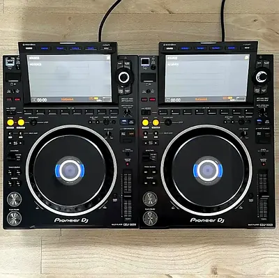 Pioneer CDJ 3000 DJ Player PAIR