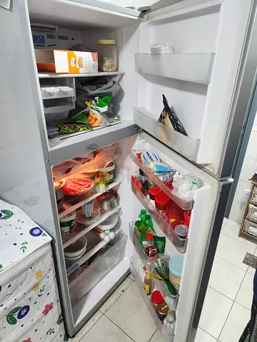 Silver Hitachi Top Freezer Refrigerator - Good Working Condition (selling as we bought a bigger one)