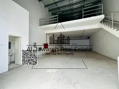 For rent: Distinctive warehouse with a mezzanine, 3,515 sq. ft., 25 kW electricity; suitable for any