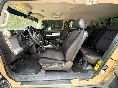 صورة مصغرة 10 لـ 2012 Toyota FJ CRUISER