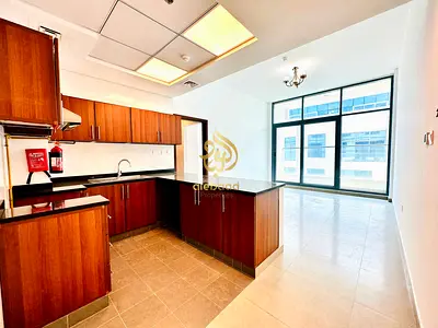 Amazing apartment available for exactive prime location