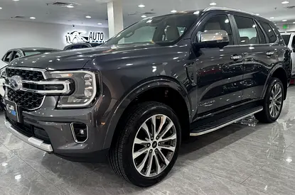 Ford Everest Limited - Agency Warranty and Service Contract Included