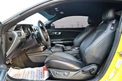 2017 FORD MUSTANG photo 9