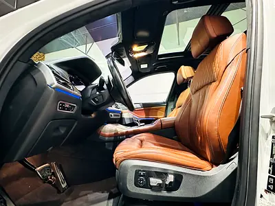 2022 BMW X7 photo 10
