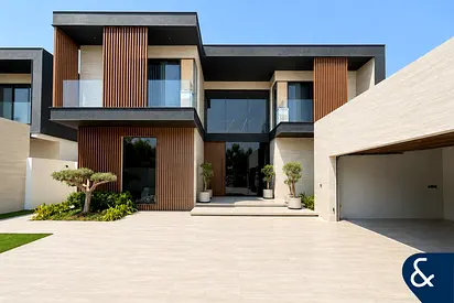 Contemporary | Open Plan | Fully Furnished