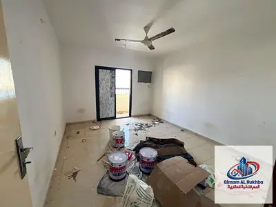 فرصة لن تتكرر لأصحاب الشركات والمستثمرين، 3 غرف وصالة بمساحة كبيرة في المجاز 2، أول ساكن، نت مجاني طوال العقد، تكييف سبليت وبجوار بزنس تاور، مع سهولة