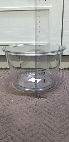 Clear glass Measuring Beaker / Mixing Bowl - Small