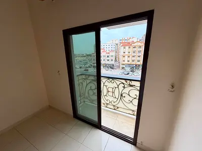 Spacious 1 Bedroom | 2 Balconies | Water Included