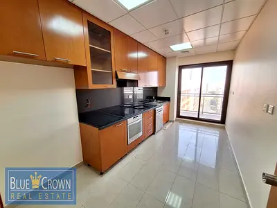 4bhk+ maid ! No comission ! Huge size