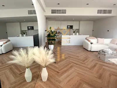Fully Furnished Open-Plan Layout / Modern End-Unit / Ready to Move-In