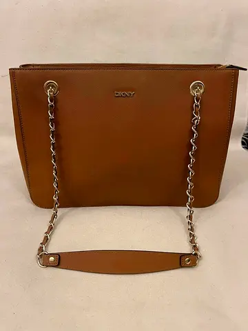 Leather bag