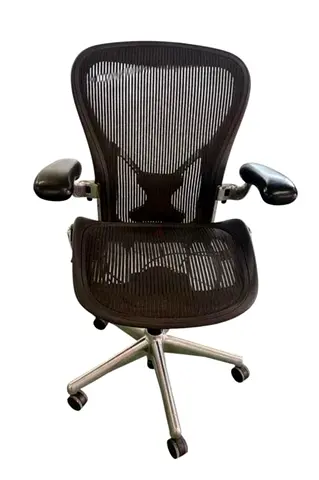 Herman miller Aeron sizeB fully loaded