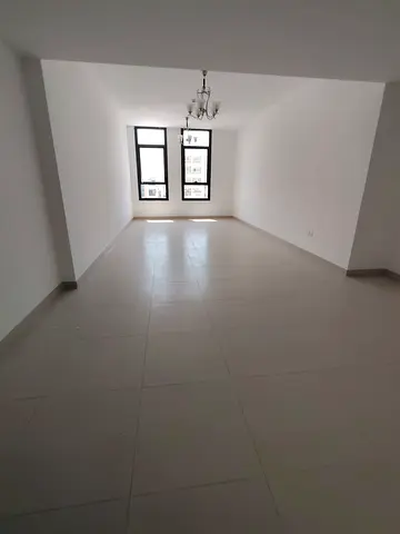Spacious 3 Bedroom + Store | Parking | Prime Location