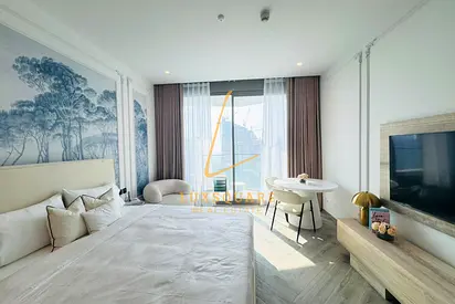 Modern Studio | Spacious | Convenient Location