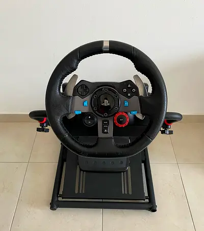 Logitech G29 Steering Wheel Pedals + K Gaming Stand