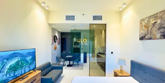 Furnished Studio | Park View Tower | City View