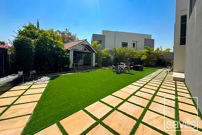 Massive Plot | Close to Mall | Upgraded