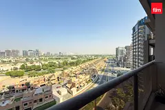 Investment Opportunity | Golf View | Vacant Studio