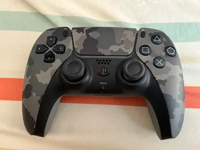 Sony PlayStation 5 DualSense Controller – Grey Camo, Good Condition