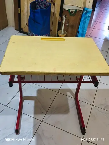 Sturdy Children's Study Desk with Metal Legs - 2 Nos.