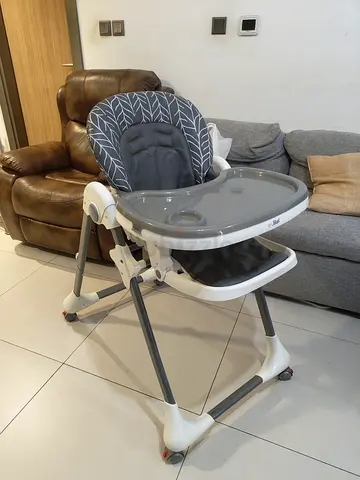 JIKEL Adjustable Baby High Chair with Removable Tray - Good Condition