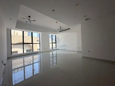 First tenant | 2 master bedrooms + living room | Balcony | Panoramic sea view | All bedrooms are en-suite | Built-in wardrobes