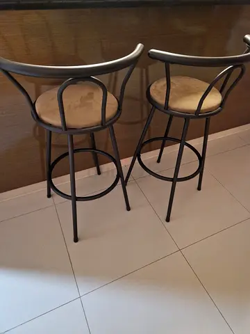 High bar chairs