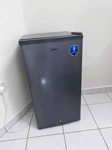 Midea Compact Single Door Refrigerator Silver
