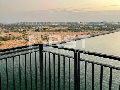 Corner Unit | Full Canal View | Top Floor | Ideal!