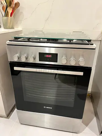 Bosch Gas and Electronic cooker