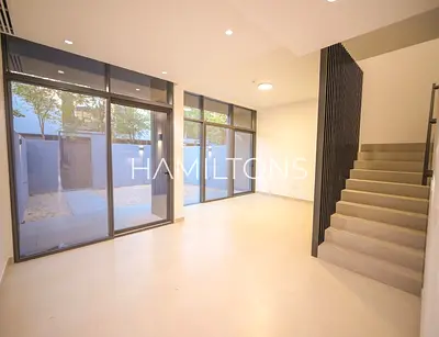 Contemporary Villa | Smart Features | Resale