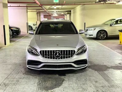 Mercedes-Benz C-Class C200 2018 - Korean Specs - Excellent Condition