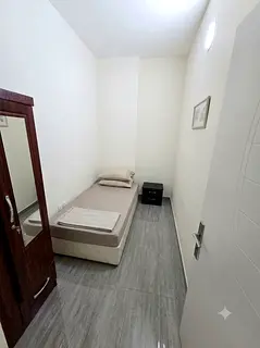 Cozy small room in Riggat Al Butten near Clock tower